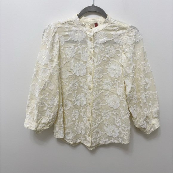 Anthropologie Tops - Anthropologie Ivory Floral Lace Button-Front Blouse